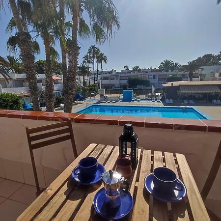 Sunny Terrace, Fast Wifi Relax & Remote Work Quiet Area Apartamento Arona (Tenerife)